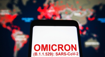 Adolfo Lutz confirma variante ômicron em dois testes positivos de Covid no Brasil