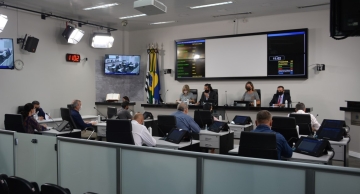 Abono do FUNDEB em Botucatu é aprovado em sessão extraordinária da Câmara