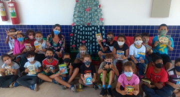 Campanha “Um gibi, um sorriso” arrecada 450 exemplares para escola municipal do Monte Mor