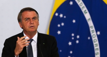 Moraes decreta prisão domiciliar de Jair Bolsonaro