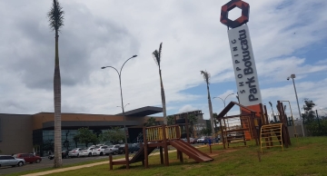Parque infantil faz sucesso no Shopping Park Botucatu