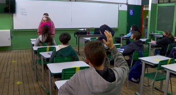 Governo do estado de SP vai exigir comprovante de vacinação contra Covid-19 de estudantes