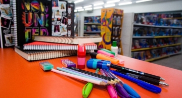 Procon-SP recomenda atenção aos consumidores que já planejam a compra de material escolar Procon-SP recomenda atenção aos consumidores que já planejam a compra de material escolar