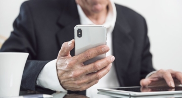 GOLPE: ligações para que aposentados façam a prova de vida online não são do INSS