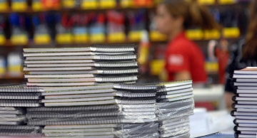 Material escolar pode variar até 381% entre lojas, diz Procon-SP