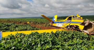 Aeronave agrícola faz pouso forçado às margens de rodovia na região