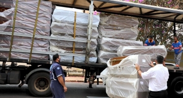 Funerárias de Botucatu doam mais de 130 caixões para famílias que perderam parentes após temporal em Petrópolis