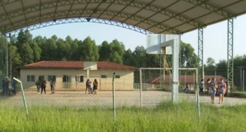 Alunos de bairros rurais estão sem ir às aulas por falta de transporte em Bofete