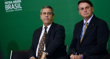 Bolsonaro indica que Braga Netto será seu vice nas eleições