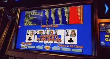 3 fatos rápidos de matemática em vídeo poker que você precisa saber