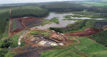 Obras de represa em Botucatu avançam para concretagem do vertedouro