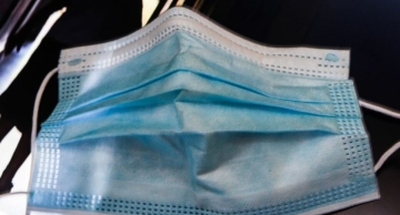 Comitê de saúde do governo de SP volta a recomendar uso de máscara em locais fechados