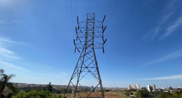 Valor da conta de luz deve aumentar em quase 5%; entenda