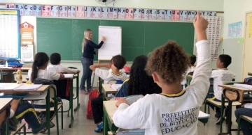 Escolas municipais de Botucatu passam a contar com Assistentes Sociais e Psicólogos aprovados em concurso