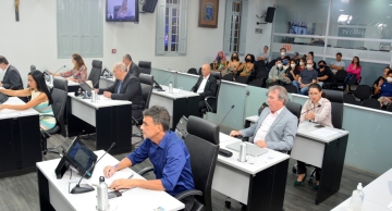 Programa Bolsa Atleta e convênio para pavimentação de vicinal em Botucatu são aprovados na Câmara