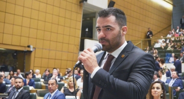 Alesp mantém processo de cassação de Arthur do Val