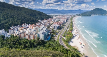 Ubatuba vai cobrar taxa ambiental de turistas a partir de junho