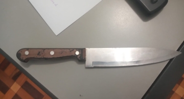 Homem agride mulher com tijolada e esfaqueia cidadão que tentou ajudá-la no Santa Eliza em Botucatu