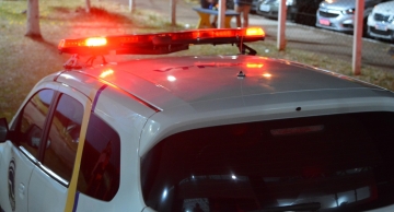 Câmeras da ‘Muralha Digital’ flagram homem destruindo placas de sinalização em Botucatu