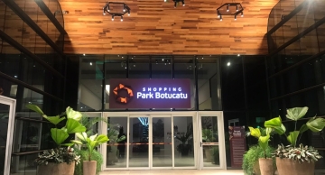Shopping Park Botucatu passa a ter espaço para adoção de gatos