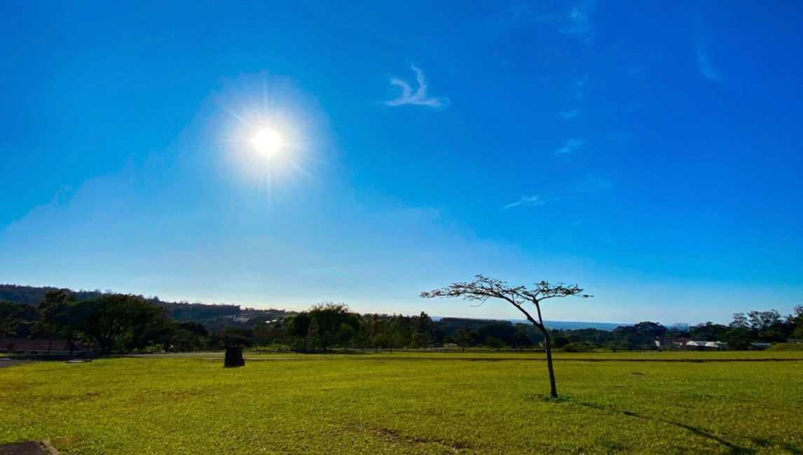 Sol predomina e tempo seco marca o início da semana em Botucatu