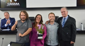 Delegado Seccional Lourenço Talamonte Netto recebe Título de Cidadão Botucatuense da Câmara em noite festiva