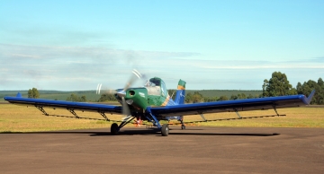 Embraer realiza em Botucatu encontro de operadores do avião agrícola Ipanema