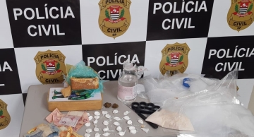 Operação policial flagra grande quantidade de drogas em conjunto habitacional de Botucatu; três homens são presos