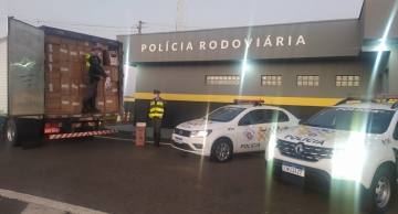 Polícia Rodoviária apreende carga de cigarros contrabandeados do Paraguai na Castelo Branco
