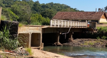 Câmara vota hoje projeto que prevê ajuda de R$ 461 mil da Prefeitura para reconstrução de ponte no Lageado