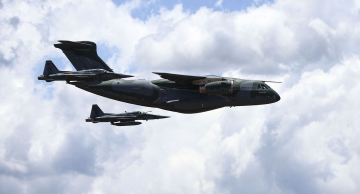 Holanda anuncia compra de cinco aviões cargueiros da Embraer