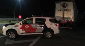 Polícia Militar recupera carga roubada de carne em São Manuel