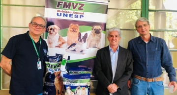 FMVZ/Unesp e FUNVET lançam linha de rações para Pets