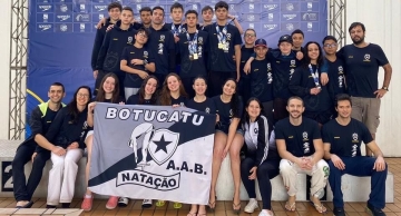 Equipe de natação da AAB conquista 18 medalhas na Copa São Paulo de Natação de Inverno