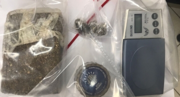 Ação policial apreende drogas em conjunto habitacional na região leste de Botucatu  