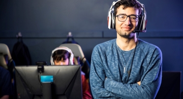 Por que a competitividade em jogos online continua a crescer?