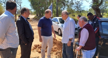 Estradas vicinais do Pátio 8 e Córrego Fundo em Botucatu serão pavimentadas, diz Pardini