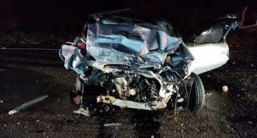 Homem morre em colisão frontal em rodovia de Itatinga