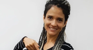 PSOL Botucatu lança Thalita Tavares como candidata a Deputada Estadual