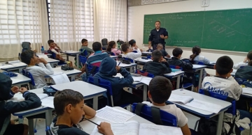 Patrulha da Paz trabalha a prevenção e conscientização dos perigos das drogas