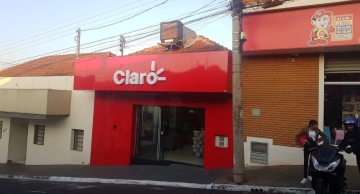 Claro inaugura nova loja com novo conceito de atendimento em São Manuel