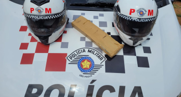 Polícia Militar apreende um quilo de maconha na Geraldo Biral em Botucatu