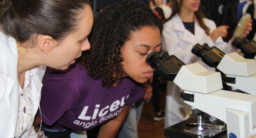 Instituto de Biociências da Unesp abre as portas para alunos do ensino médio de Botucatu
