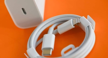 Justiça mantém obrigação da Apple de vender iPhone com carregador no Brasil