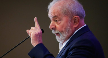 Lula decreta intervenção federal no Distrito Federal após invasões