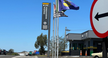 Bases da Polícia Rodoviária em Botucatu e Avaré são pontos de doação na Campanha do Agasalho