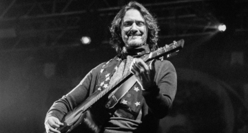 Sesi Botucatu recebe show musical gratuito do cantor Tuia