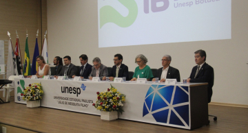 Sessão solene marca o aniversário de 59 anos do Instituto de Biociências de Botucatu (IBB)