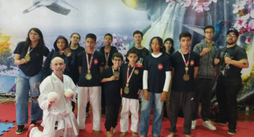 Equipe botucatuense de Karatê conquista 10 medalhas no Grand Prix Interestilos