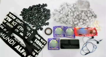 ‘Ninjas’ são flagrados tentando levar drogas e celulares a unidade prisional